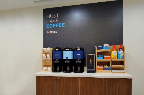 Holiday Inn Express Hotel & Suites Binghamton University-Vestal image 31